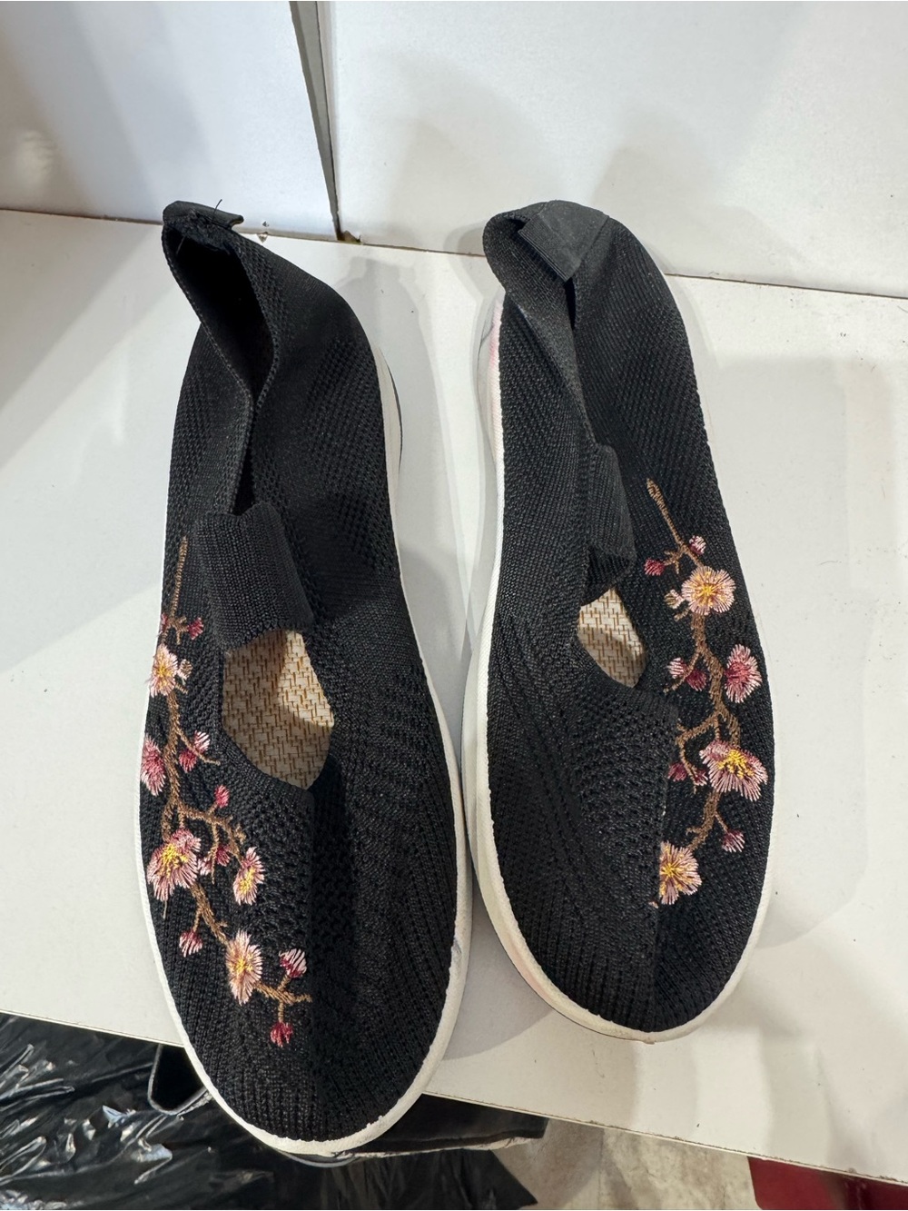Black Slip-On Knit Floral Sneakers - Unbranded